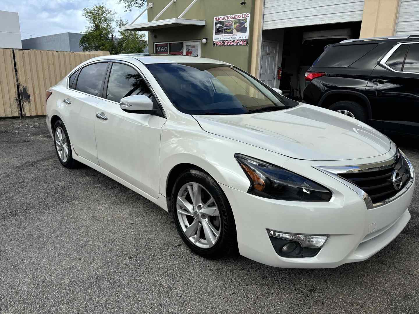 
								nissan altima full									